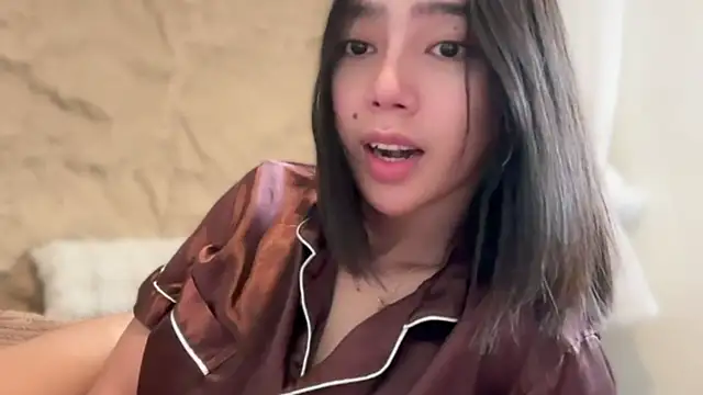 GenesisCastillano online show from 03.05.26