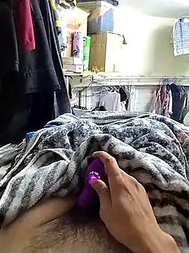 Snapshot of janskie0107 chatting on 09.25.25 janskie0107 online show from 09.25.25