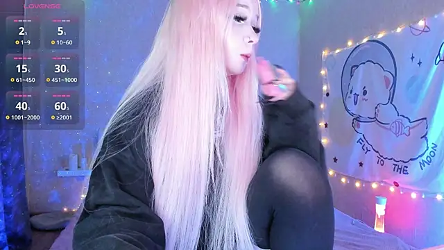 Misty Shadow online show from 12.01.25