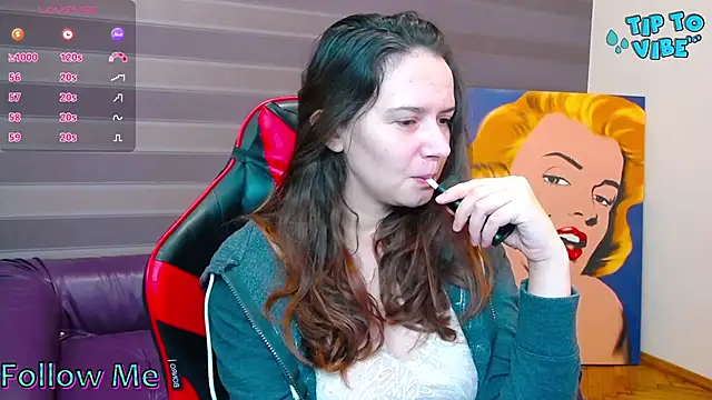 iris nikhols online show from 09.09.25