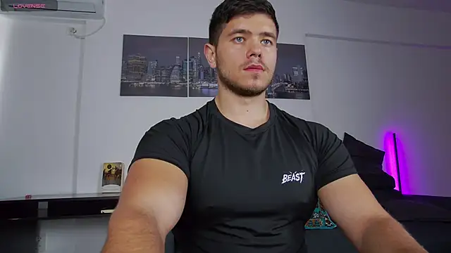 Arilas  online show from 11.06.25