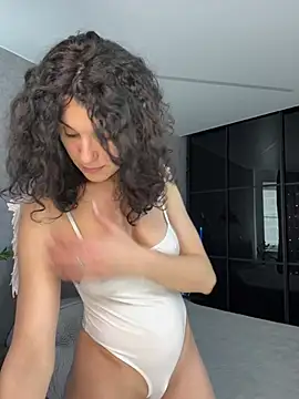  CurlySue  online show from 03.03.26