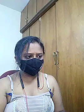 Snapshot of sexynayan23 chatting on 05.14.26 sexynayan23 online show from 05.14.26