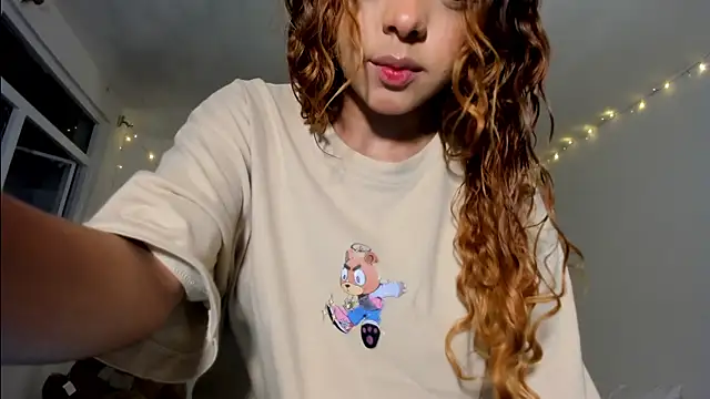 ValienteGirl  online show from 05.15.26