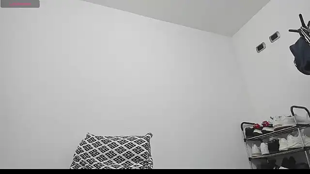 Snapshot of perla_jeff chatting on 10.16.25 perla jeff online show from 10.16.25