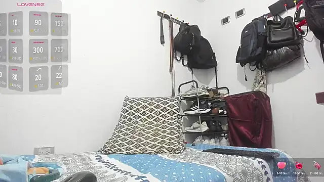 Snapshot of perla_jeff chatting on 07.25.26 perla jeff online show from 07.25.26