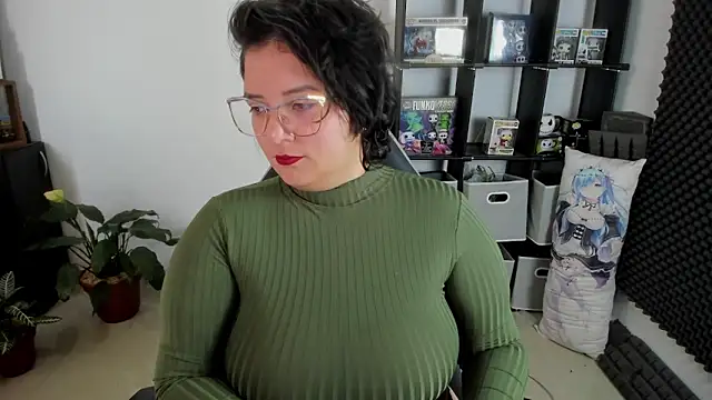 aika-dreams online show from 12.05.24