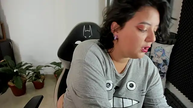 aika-dreams online show from 12.14.24