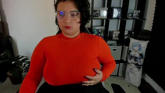 aika-dreams online show from 12.15.24