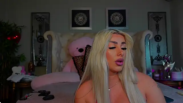 Squirt Tanya online show from 12.22.24