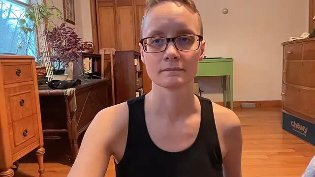 LeahWilde online show from 02.20.25