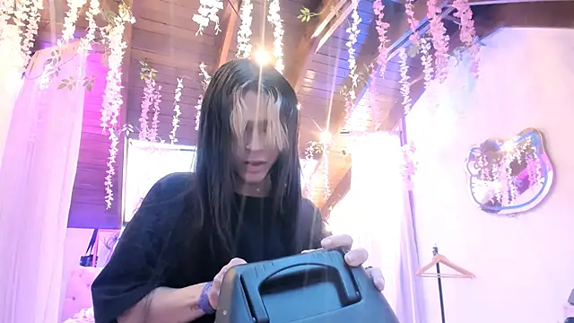 stormytt  online show from 12.26.24