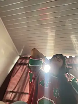 stormytt  online show from 10.14.25