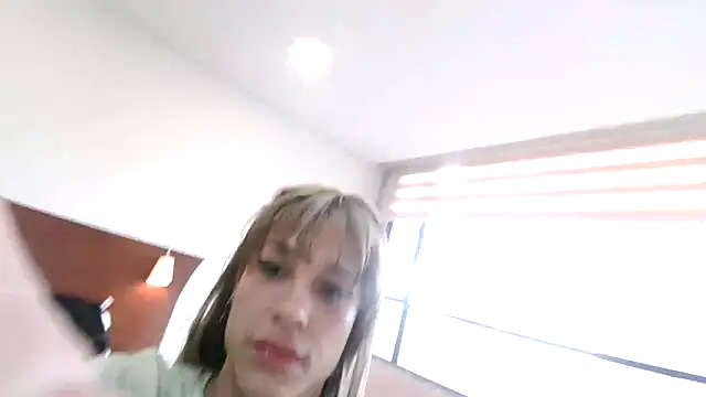 Snapshot of stormytt_ chatting on 04.19.26 stormytt online show from 04.19.26