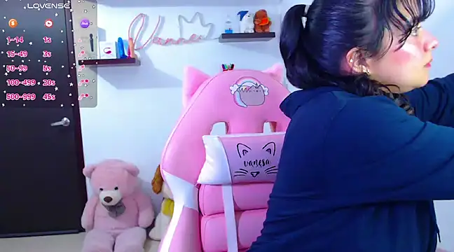 Vannessa  Shy online show from 03.06.25