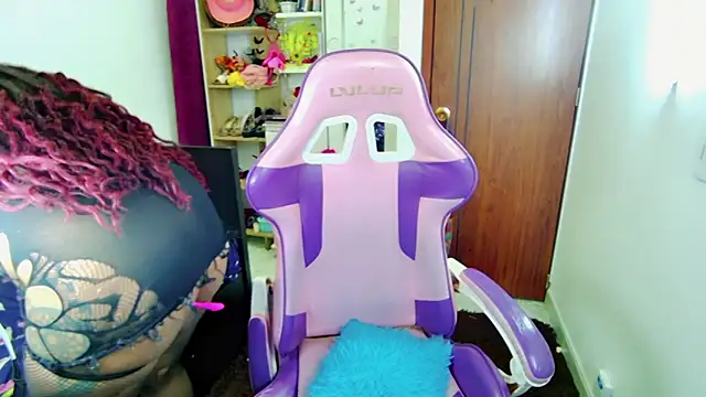 Naasha  online show from 02.09.25