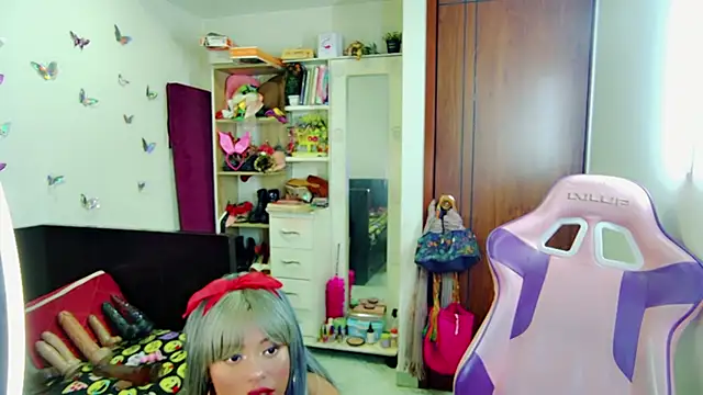 Naasha  online show from 10.11.25