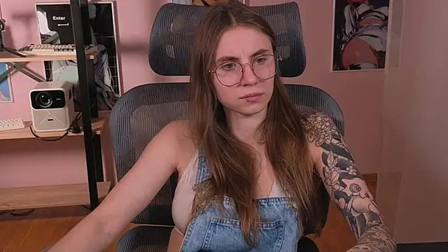  AnnaStark  online show from 11.13.25