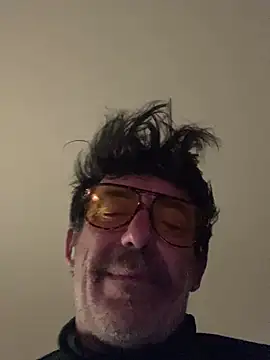 Snapshot of maxximere chatting on 02.18.26 maxximere online show from 02.18.26