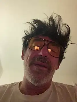 Snapshot of maxximere chatting on 02.28.26 maxximere online show from 02.28.26