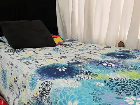 emely garcia online show from 10.11.25