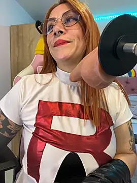 Luna Paris  online show from 10.30.25