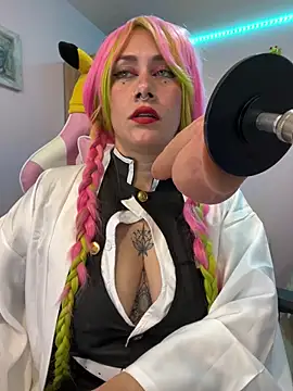 Luna Paris  online show from 10.31.25