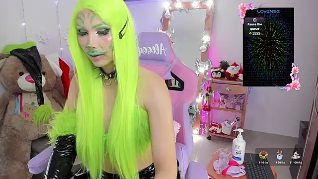 alessandrathedoll online show from 12.19.25