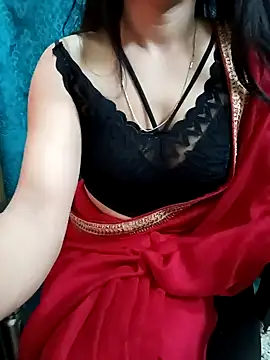 Snapshot of Beautiful_xxo chatting on 12.15.24 Beautiful xxo online show from 12.15.24