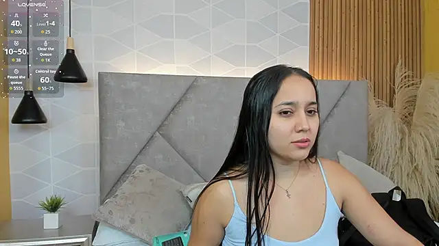 Snapshot of Sammy_Fit_ chatting on 05.16.26 Sammy Fit online show from 05.16.26