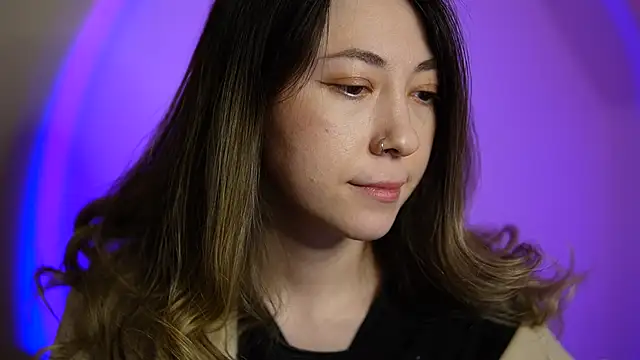 chibi moon  online show from 02.20.25