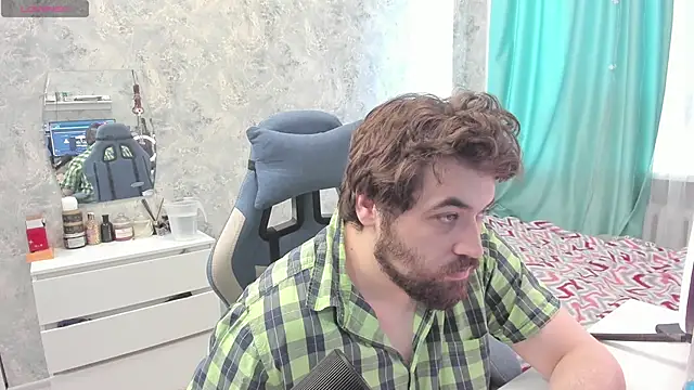 Morlaios online show from 03.22.25