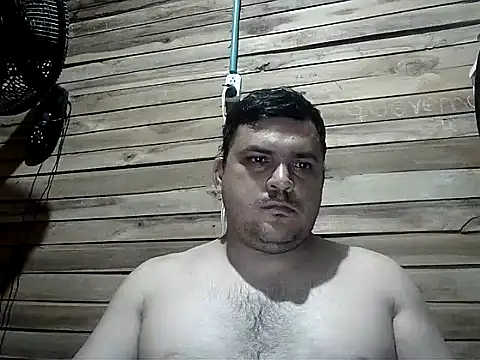 Snapshot of Arcangel_05 chatting on 03.25.26 Arcangel 05 online show from 03.25.26