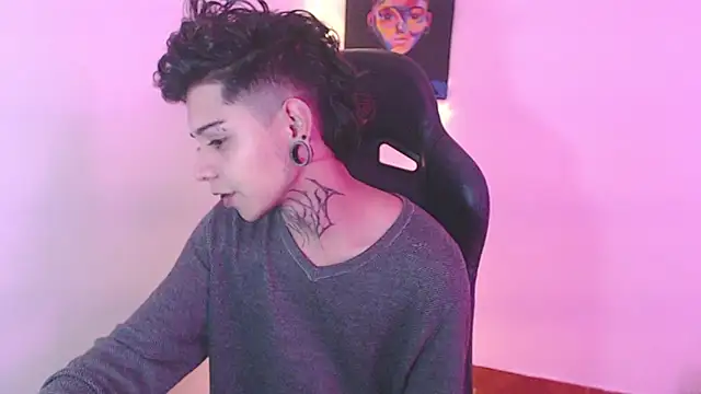 Snapshot of saad_man chatting on 12.31.24 saad man online show from 12.31.24