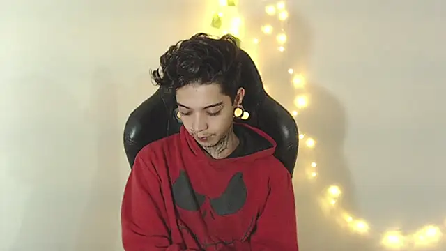 Snapshot of saad_man chatting on 01.27.25 saad man online show from 01.27.25