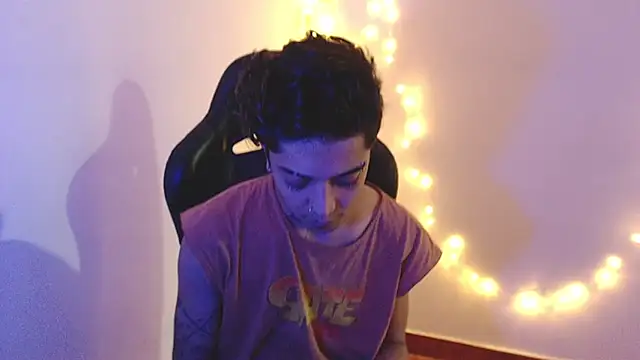 Snapshot of saad_man chatting on 01.31.25 saad man online show from 01.31.25