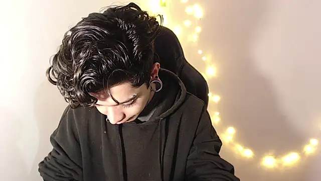 Snapshot of saad_man chatting on 02.07.25 saad man online show from 02.07.25