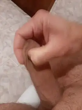 Alex 7422 online show from 10.20.25