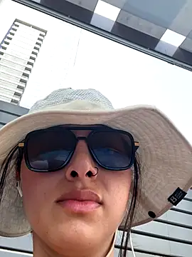 alexademie1 online show from 10.21.25