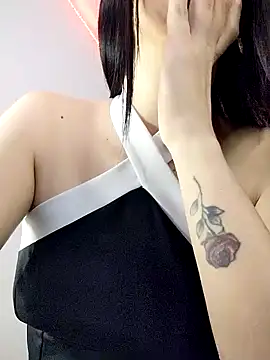 Amira Milker online show from 02.01.25