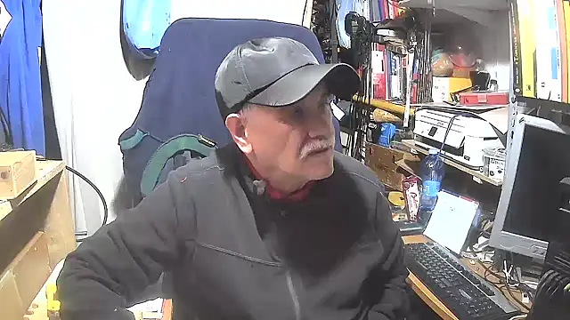 nonnomaturobisex online show from 01.30.25