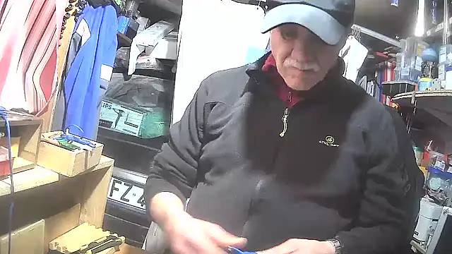 nonnomaturobisex online show from 01.31.25