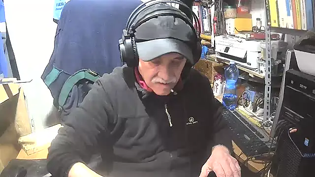 nonnomaturobisex online show from 02.01.25