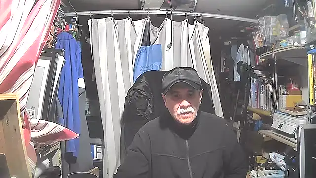 nonnomaturobisex online show from 02.15.25