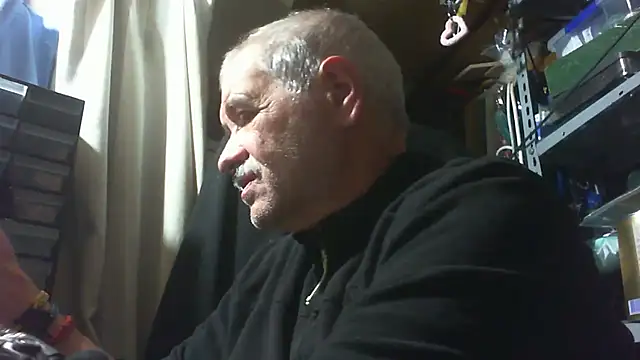 nonnomaturobisex online show from 10.25.25