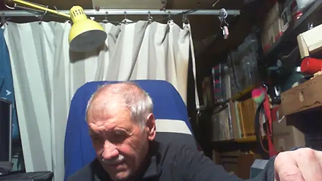Snapshot of nonnomaturobisex chatting on 04.28.26 nonnomaturobisex online show from 04.28.26