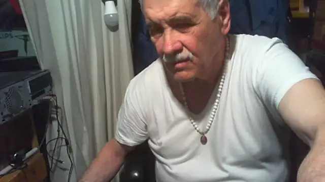 Snapshot of nonnomaturobisex chatting on 05.19.26 nonnomaturobisex online show from 05.19.26