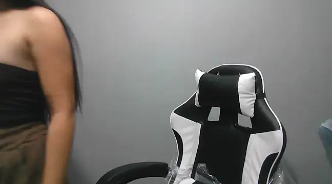 Miss unknown online show from 02.22.25