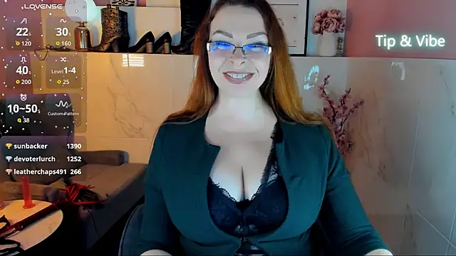 MrsIngrid online show from 11.15.25