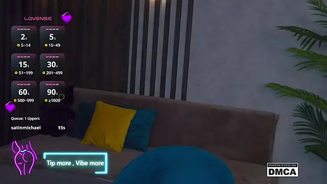 Holl1Would online show from 02.26.25